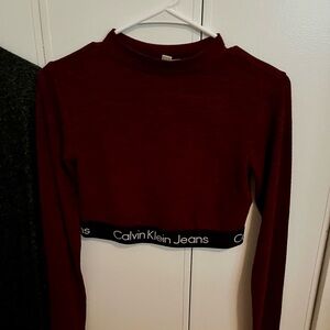 Calvin Klein burgundy cropped long sleeve